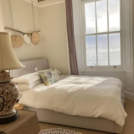 Stunning Sea Views! Entire Flat, Free Parking Apartment Plymouth Exterior photo